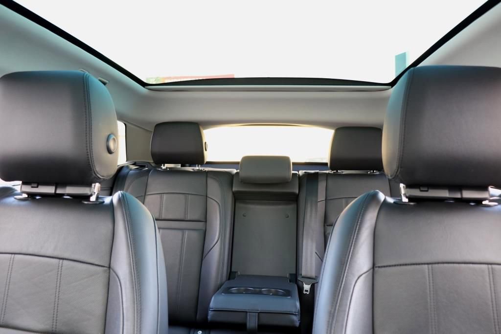 Used 2023 Land Rover Range Rover Evoque SE image 58