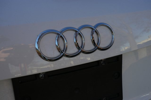 Used 2025 Audi Q3 2.0T Premium image 6