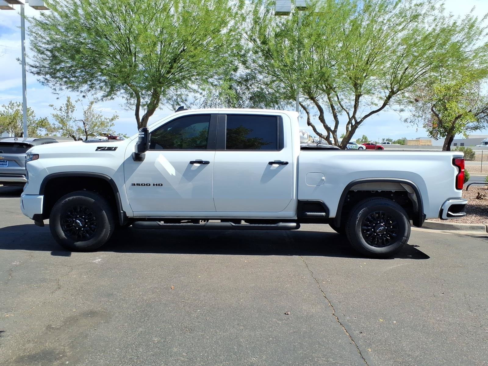 Used 2024 Chevrolet Silverado 3500 LT w/ Z71 Sport Edition AWD/4WD image 2