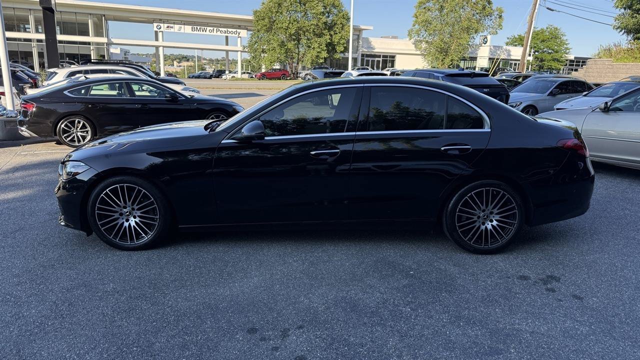 Used 2022 Mercedes-Benz C 300 4MATIC Sedan image 11