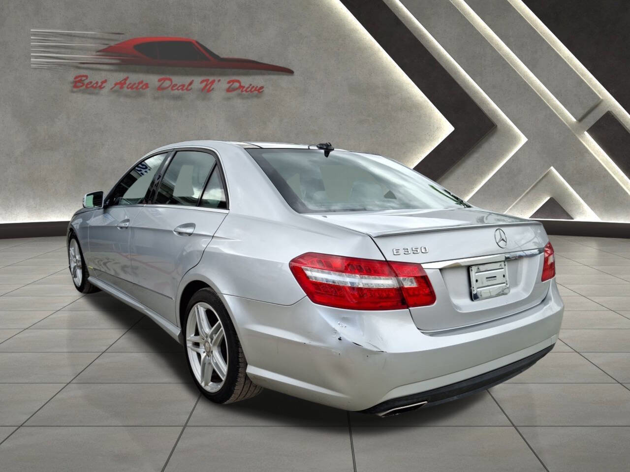Used 2013 Mercedes-Benz E 350 Sedan image 5