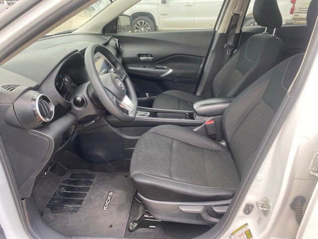 Used 2024 Nissan Kicks SV FWD image 13