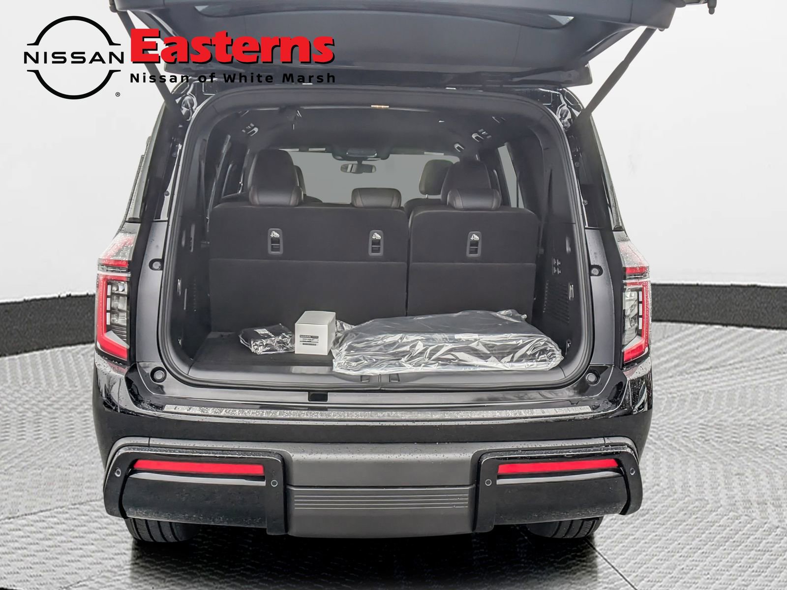 New 2026 Nissan Armada SL w/ Captain's Chari Seat Package AWD/4WD image 11
