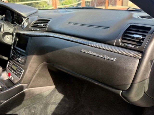 Used 2017 Maserati GranTurismo Sport RWD image 28