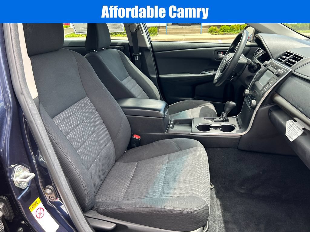Used 2017 Toyota Camry LE FWD image 10