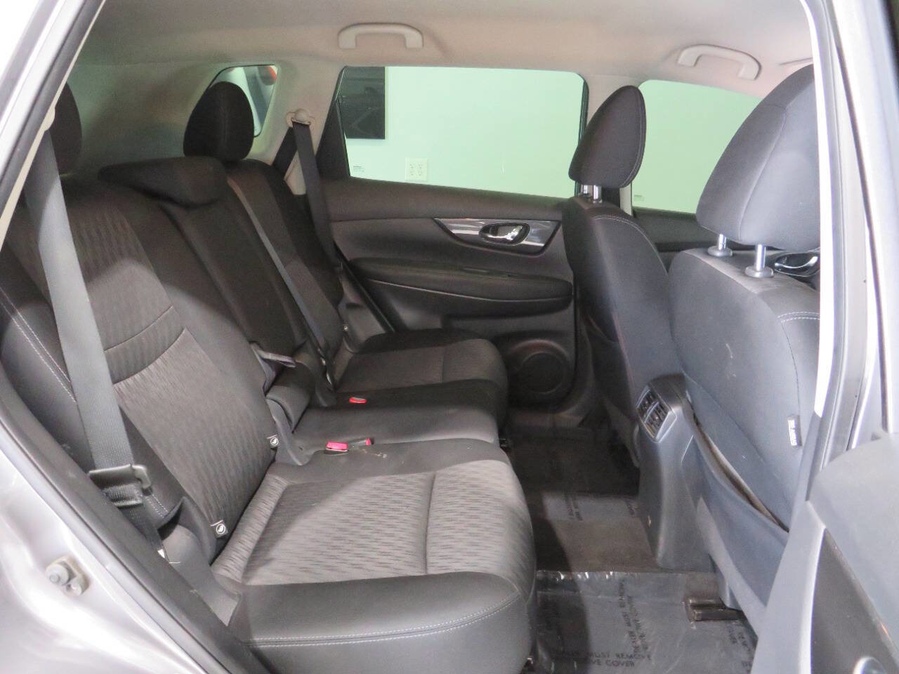 Used 2017 Nissan Rogue S image 12
