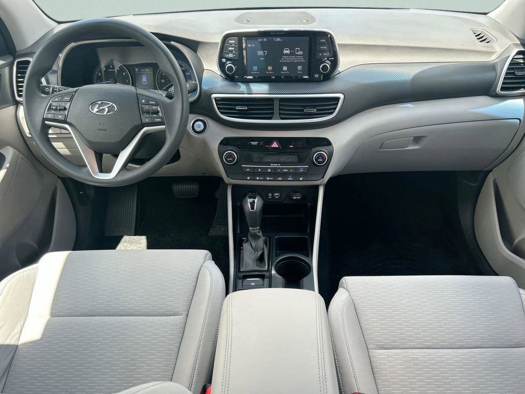 Used 2019 Hyundai Santa Fe SE FWD image 27