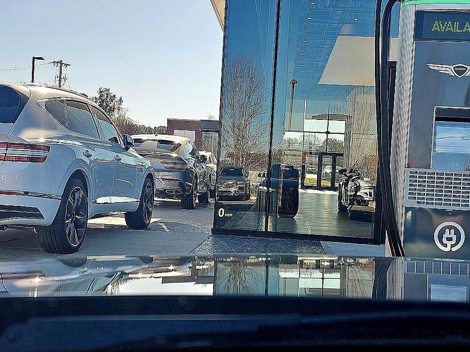 Used 2018 BMW 330i xDrive Sedan image 19