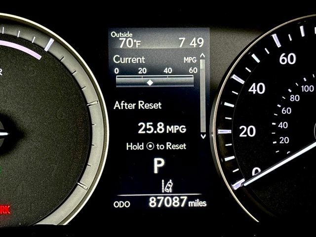 Used 2018 Lexus RX 450hL Luxury w/ Cold Area Package (CT) AWD/4WD image 29
