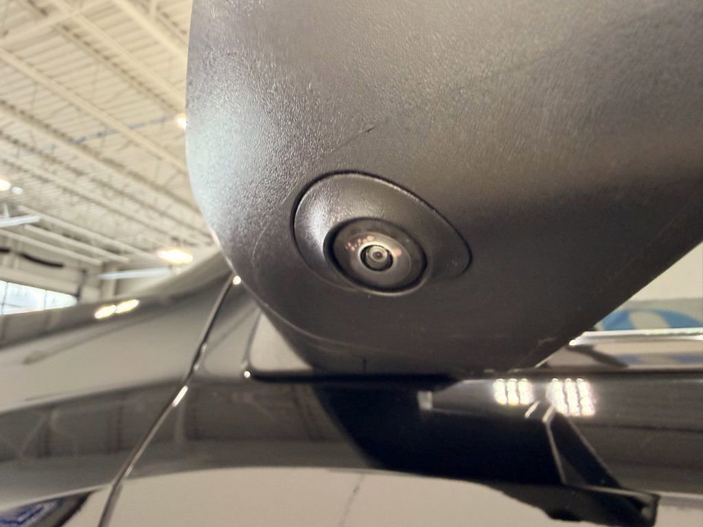 Used 2024 GMC Canyon AT4X image 16