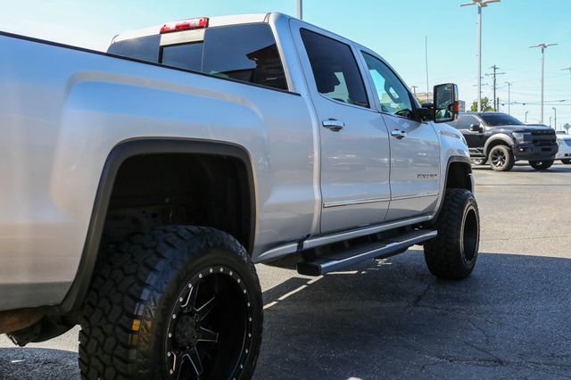 Used 2019 GMC Sierra 2500 Denali w/ Duramax Plus Package AWD/4WD image 31