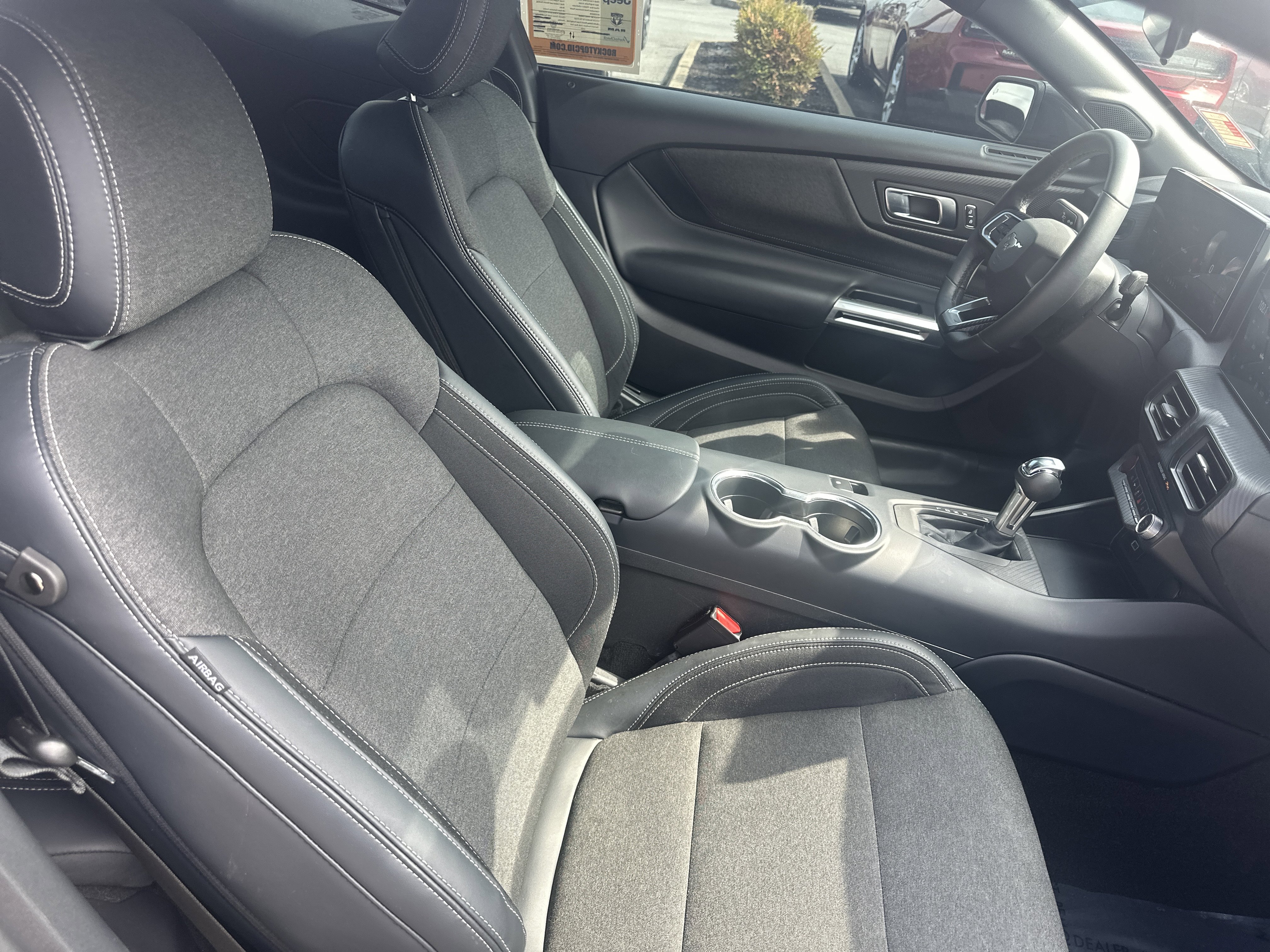 Used 2024 Ford Mustang Coupe image 23