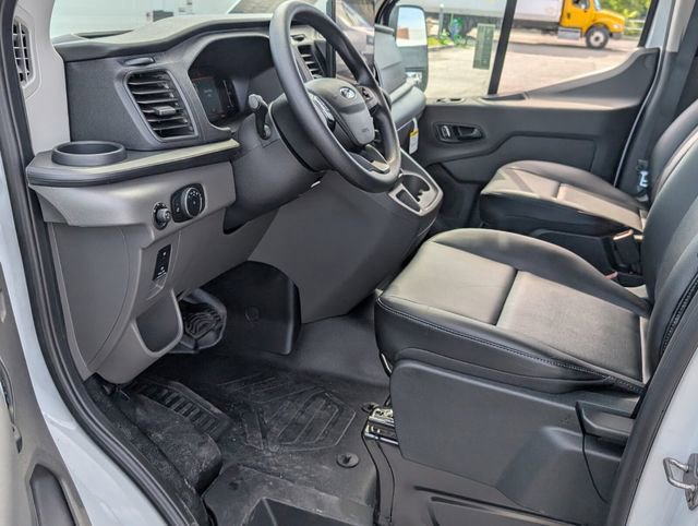 New 2026 Ford Transit 150 Low Roof RWD image 5