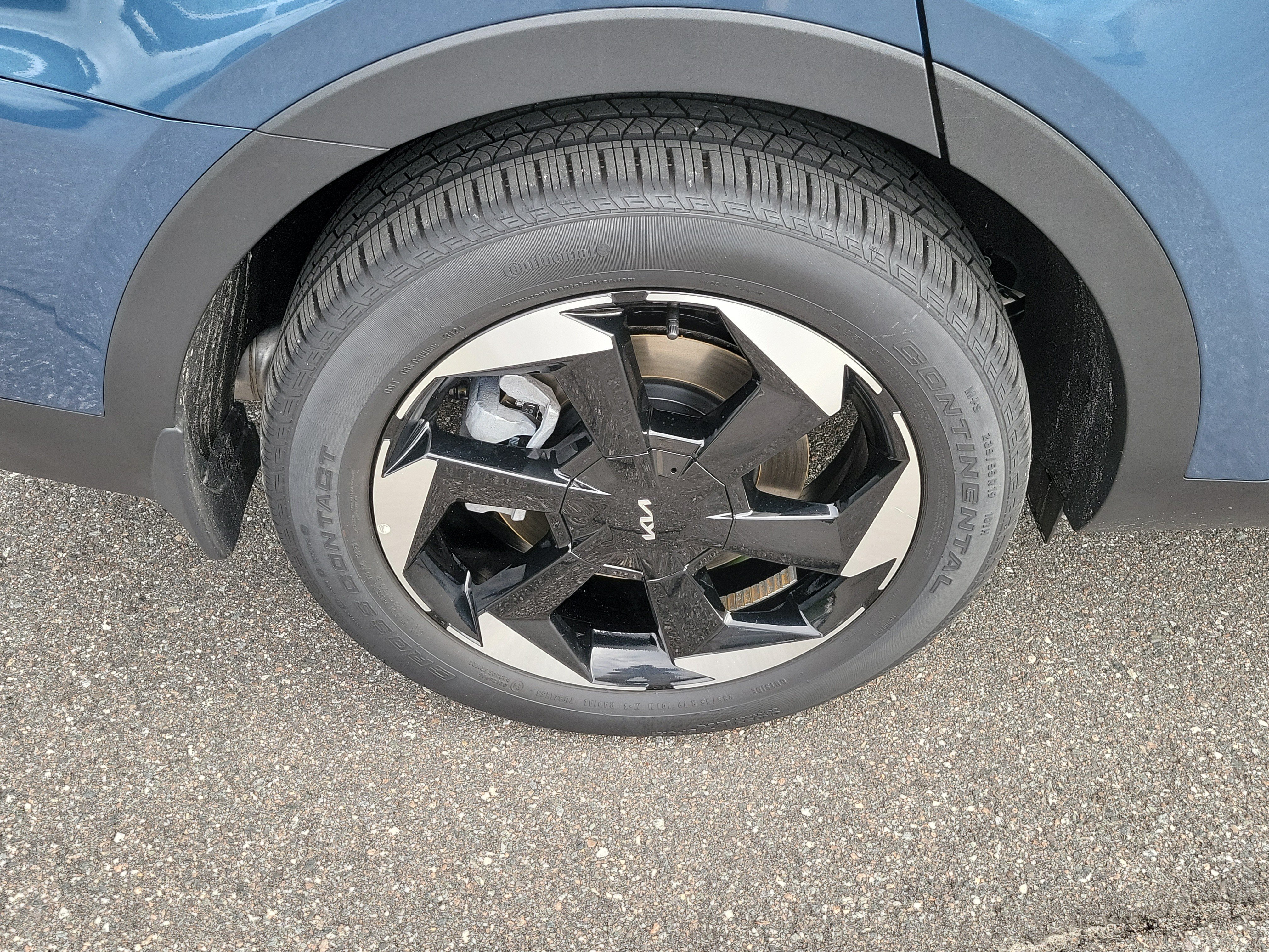 Certified 2025 Kia Sorento EX FWD image 41