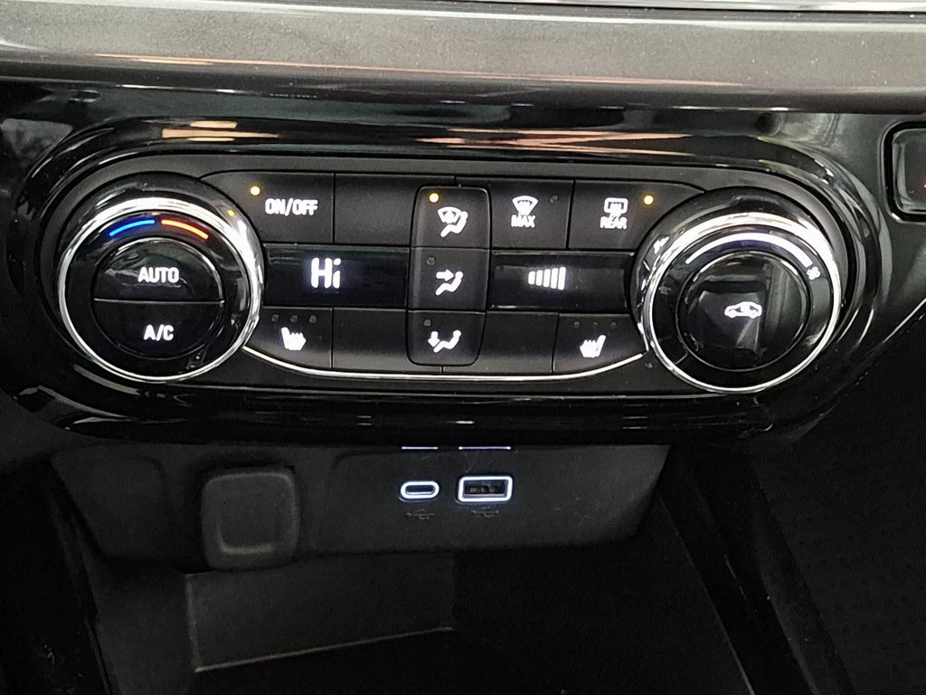 Certified 2024 Chevrolet Trax ACTIV w/ Driver Confidence Package image 17