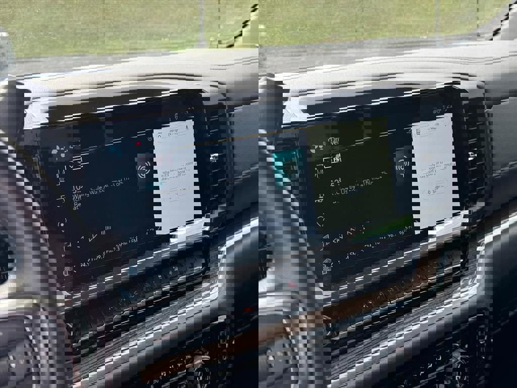 Used 2022 Chevrolet Silverado 1500 RST image 25