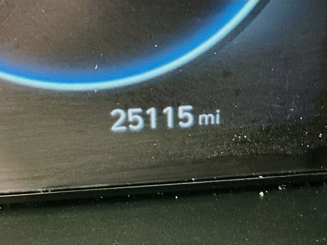 Used 2022 Hyundai Santa Cruz SEL Premium image 24