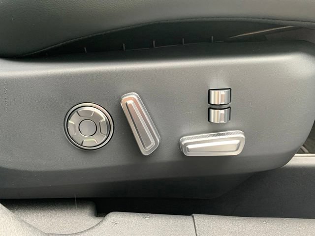 New 2026 Lincoln Nautilus Reserve AWD/4WD image 16
