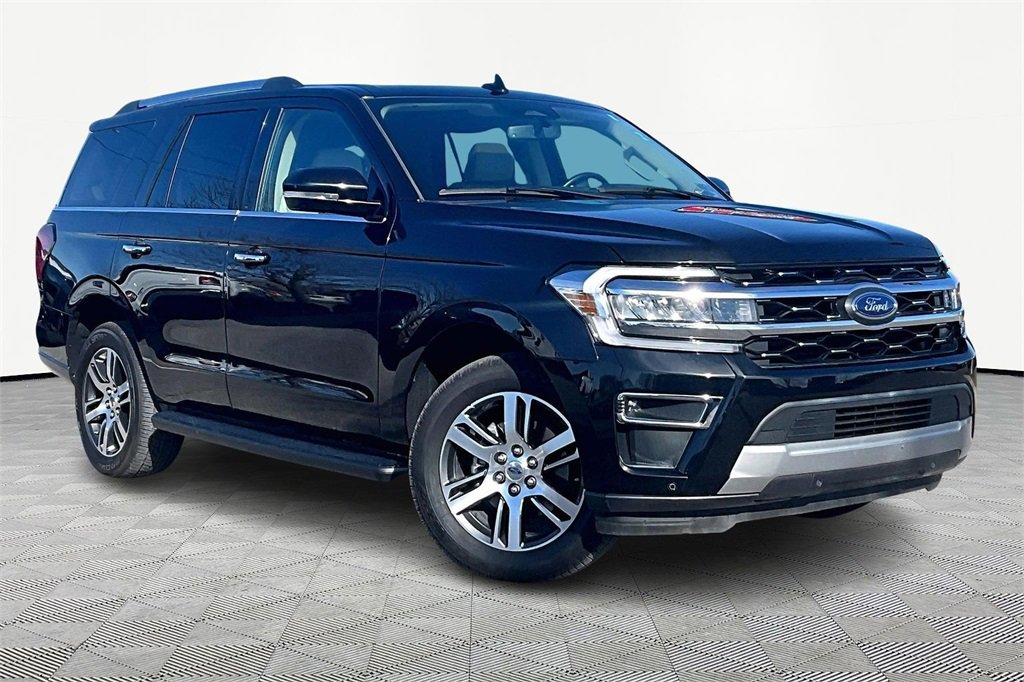 Used 2024 Ford Expedition Limited image 12
