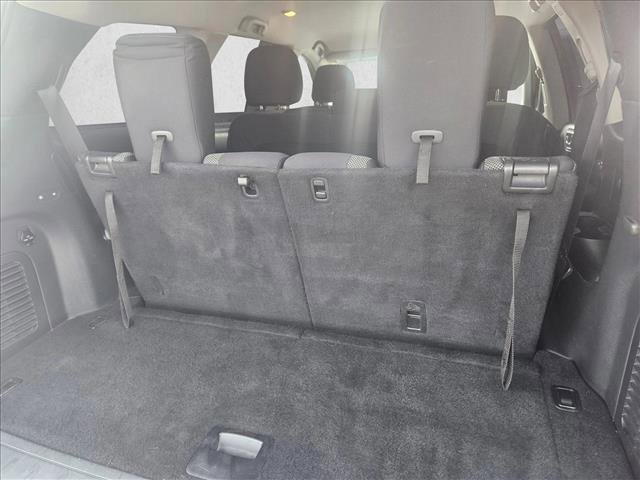 Used 2017 Nissan Pathfinder S image 6