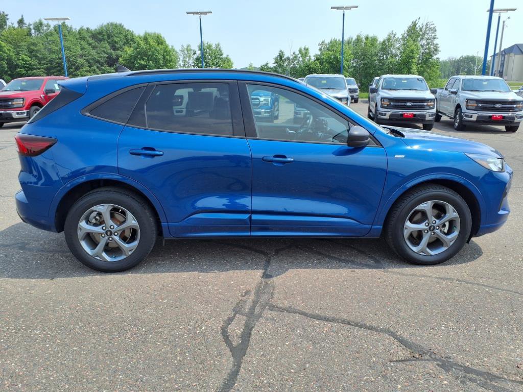 Certified 2023 Ford Escape ST-Line image 7