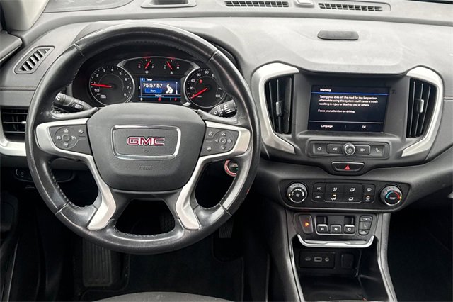 Used 2020 GMC Terrain SLE w/ Elevation Edition image 16