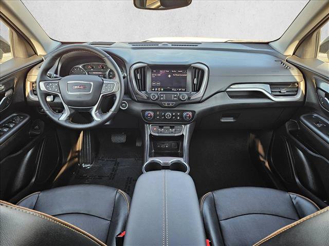 Used 2024 GMC Terrain AT4 w/ Tech Package AWD/4WD image 17