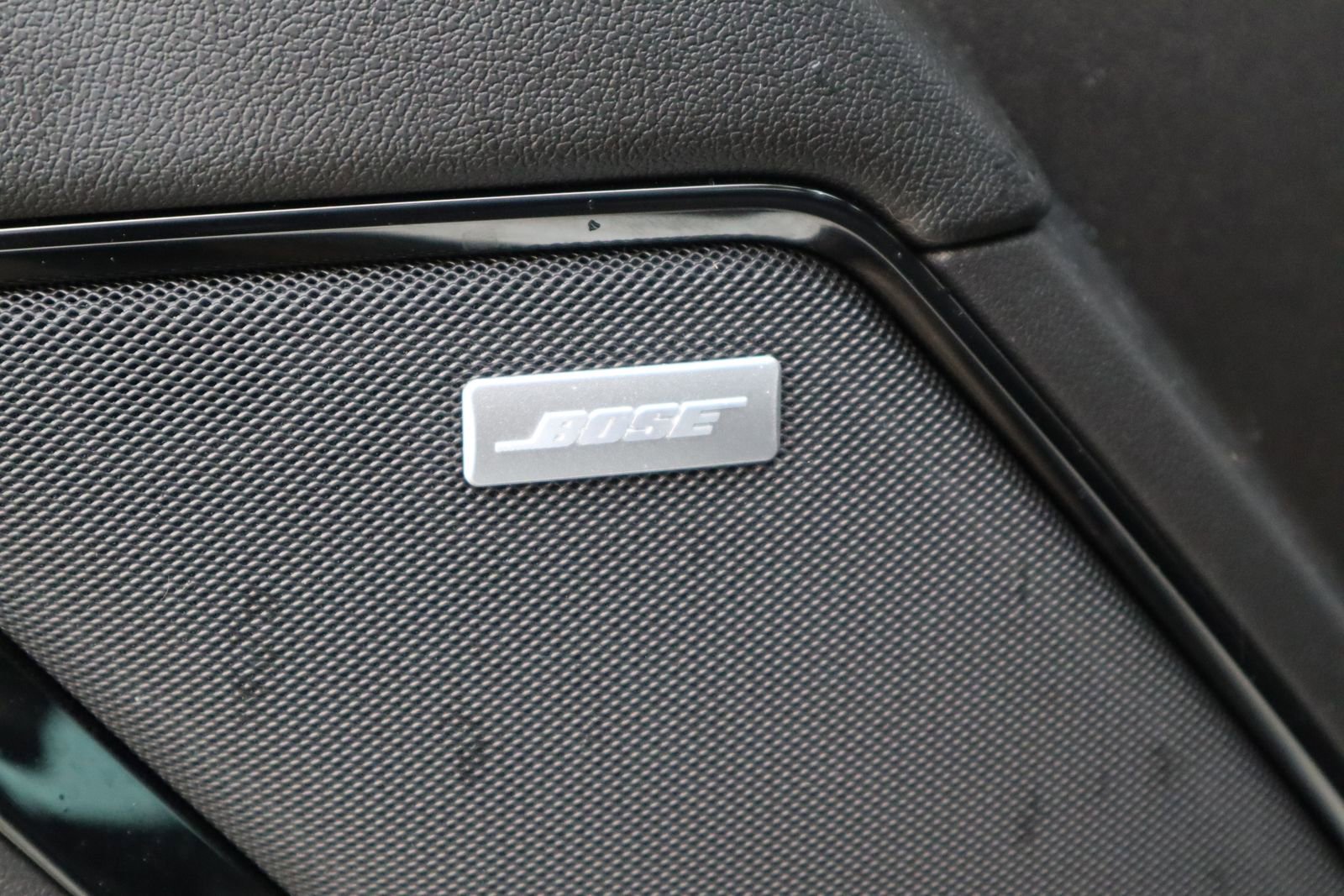 Used 2024 GMC Sierra 1500 AT4 w/ Technology Package image 23