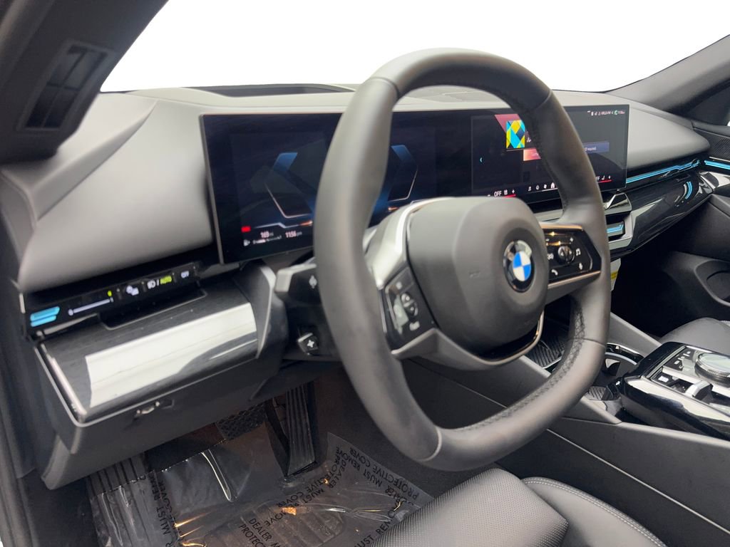 Used 2026 BMW 530i xDrive w/ Premium Package AWD/4WD image 51