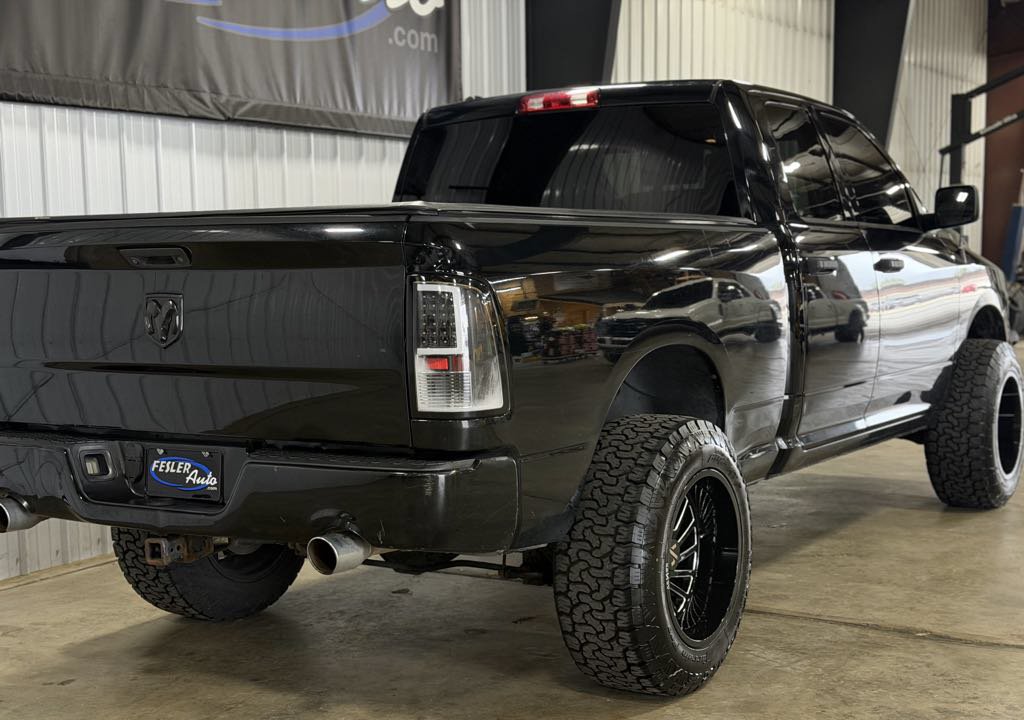 Used 2014 RAM 1500 Express AWD/4WD image 11