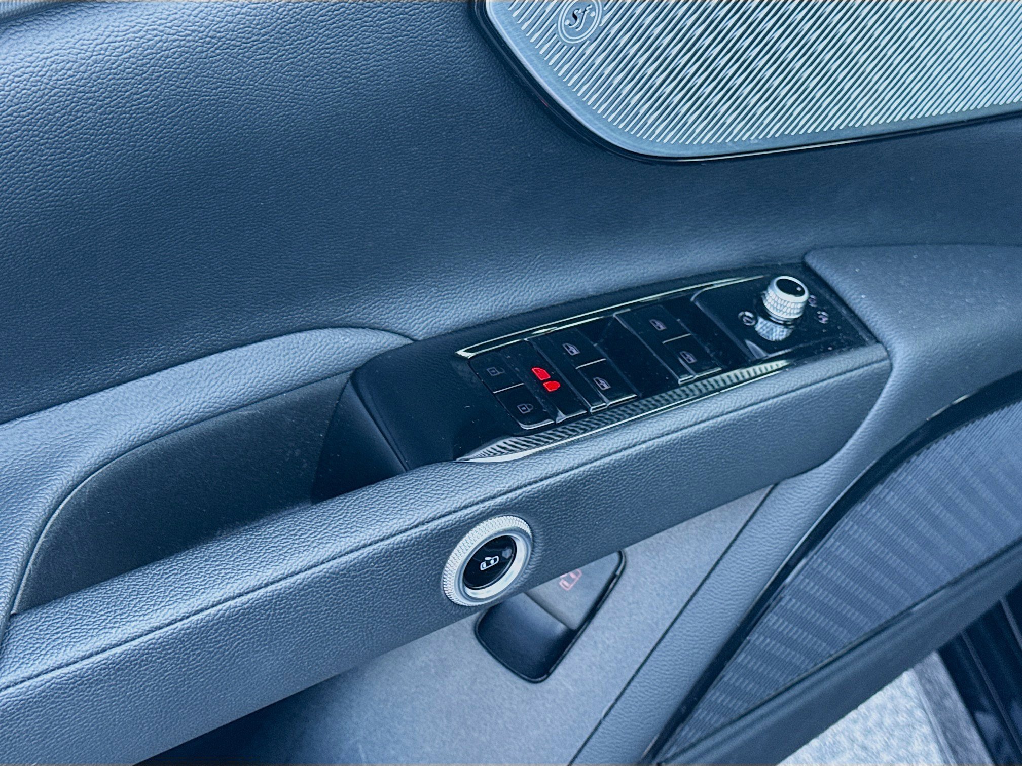 Certified 2024 Maserati Grecale GT image 23