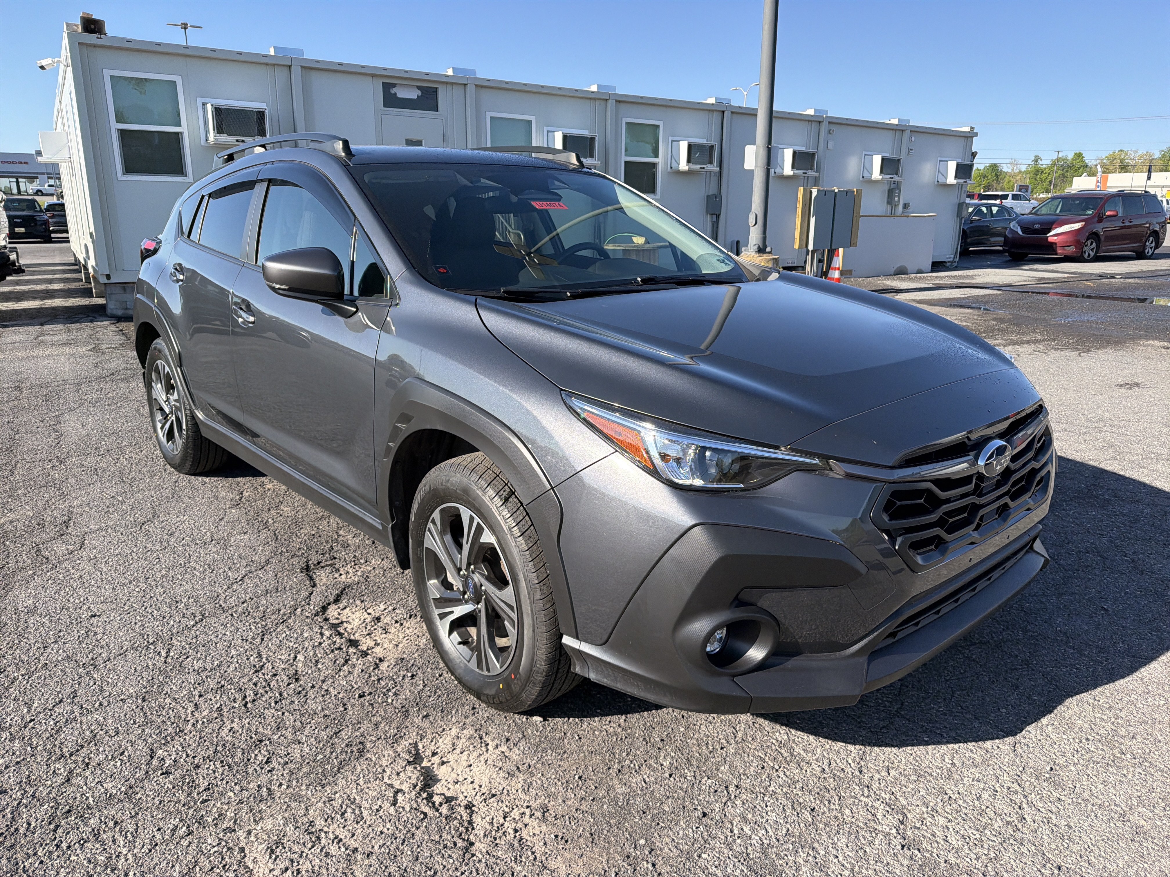 Used 2024 Subaru Crosstrek 2.0i Premium AWD/4WD image 3