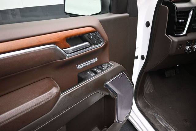 Used 2023 GMC Sierra 1500 Denali w/ Technology Package AWD/4WD image 19