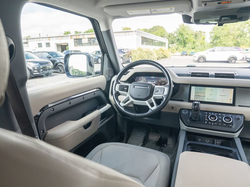 Used 2020 Land Rover Defender 110 SE AWD/4WD image 19