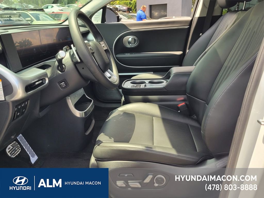 New 2026 Hyundai Ioniq 9 Calligraphy image 16