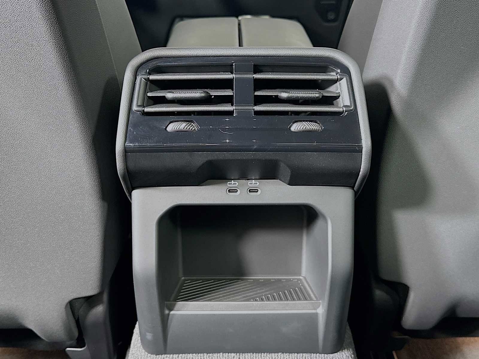 Used 2025 BMW i5 eDrive40i w/ Premium Package image 24