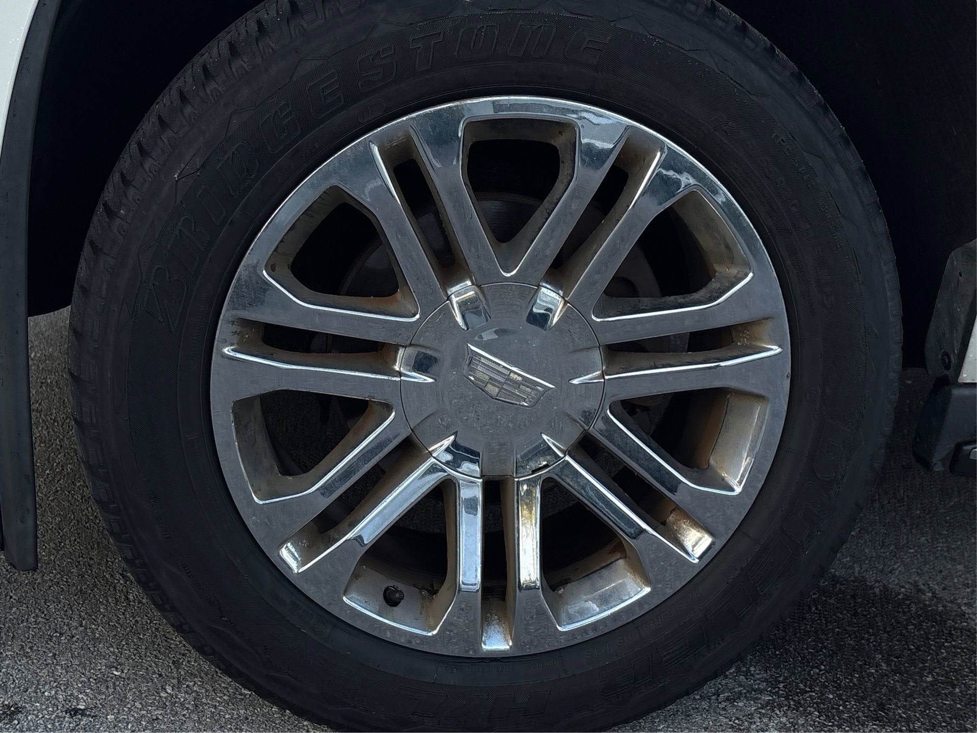 Used 2017 Cadillac Escalade ESV 2WD image 13