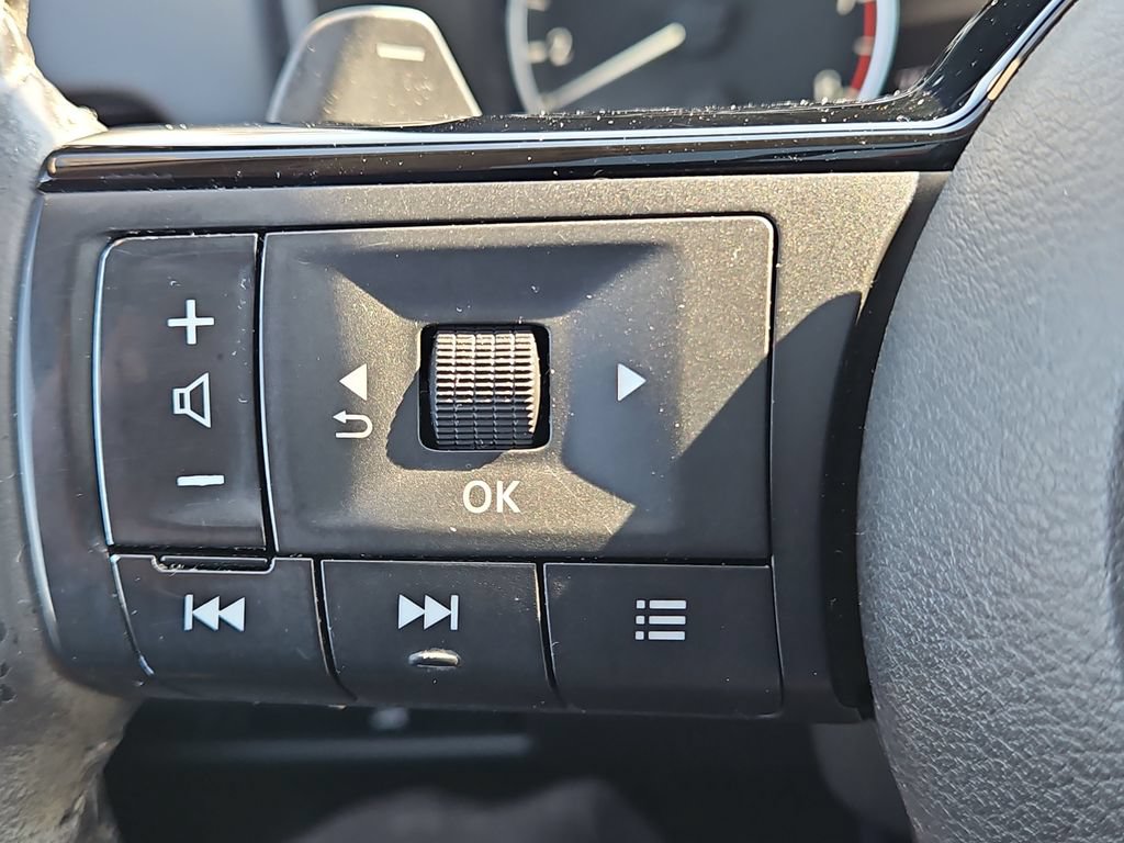Used 2021 Nissan Rogue SL w/ Premium Package FWD image 24