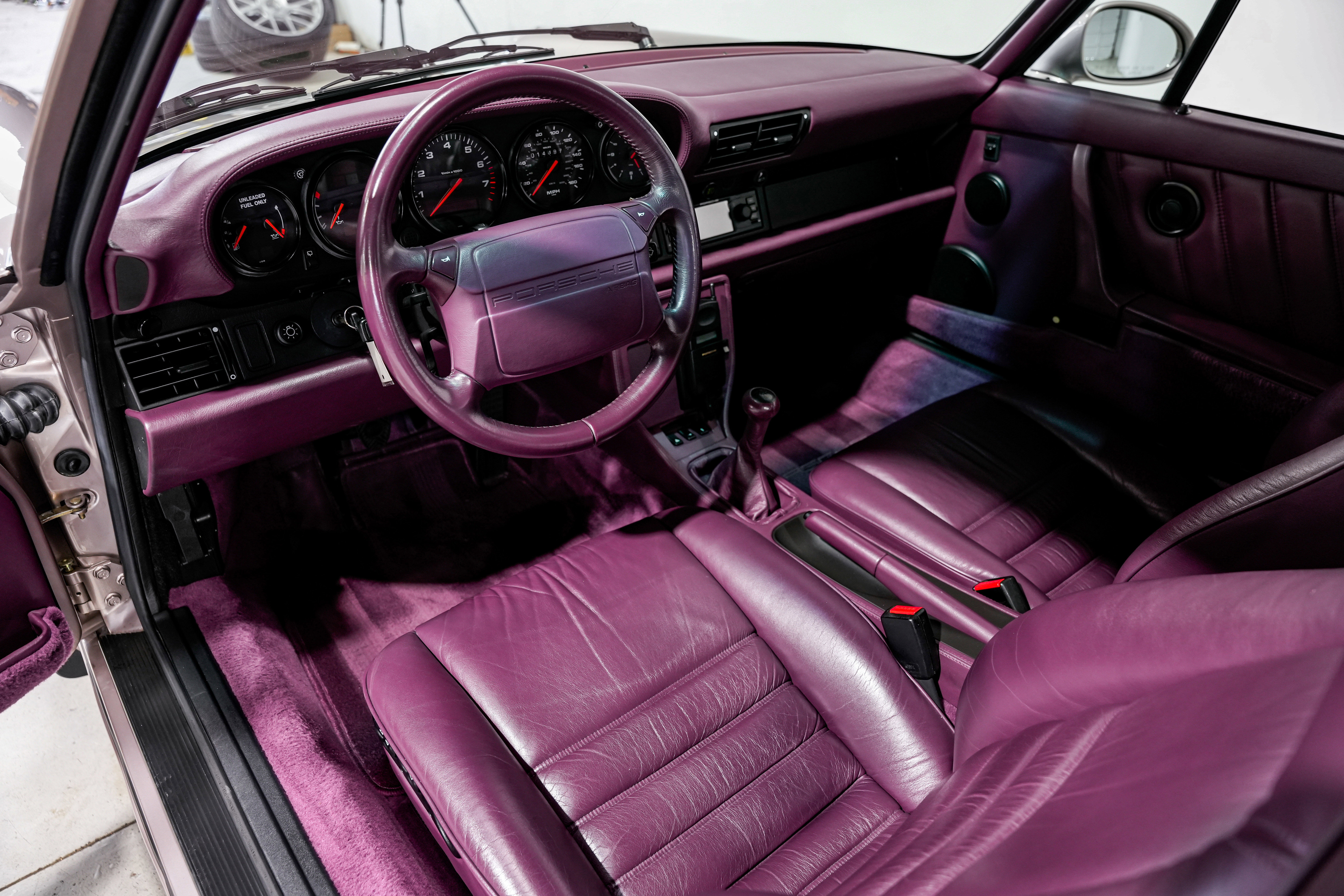 Used 1994 Porsche 911 Turbo RWD image 9