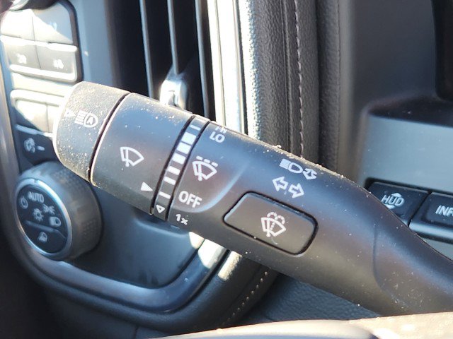 Used 2021 Chevrolet Silverado 2500 High Country image 44