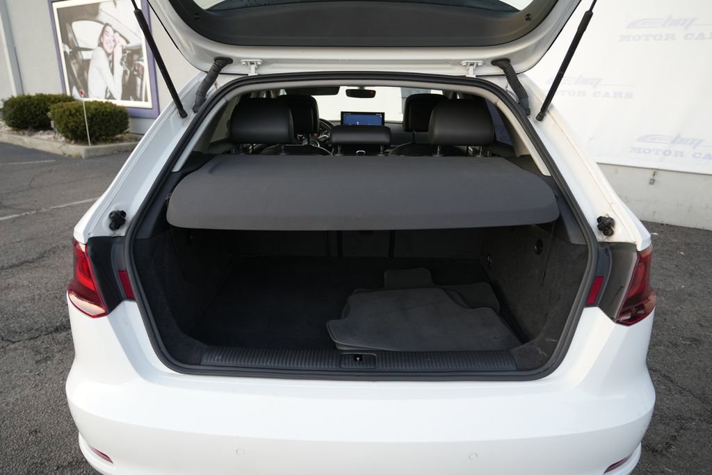 Used 2016 Audi A3 e-tron Premium Plus image 15