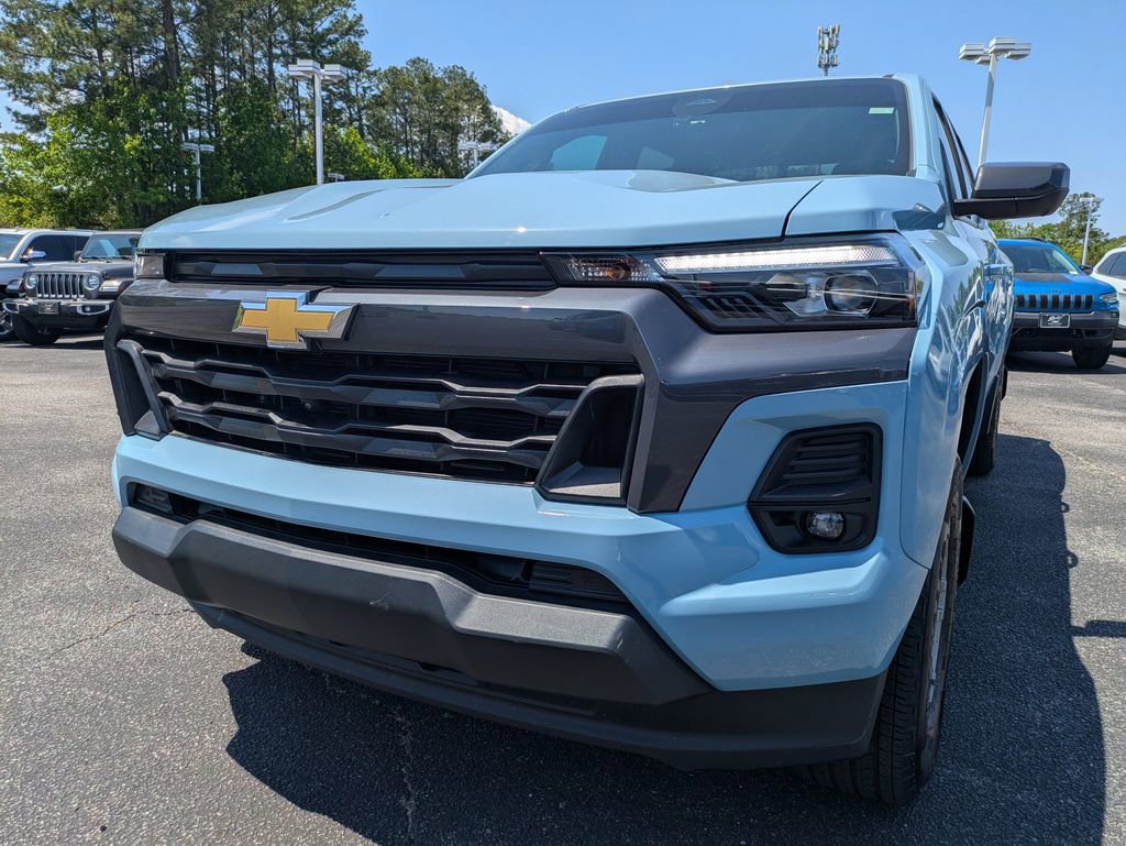 Used 2025 Chevrolet Colorado LT w/ LT Convenience Package RWD image 20