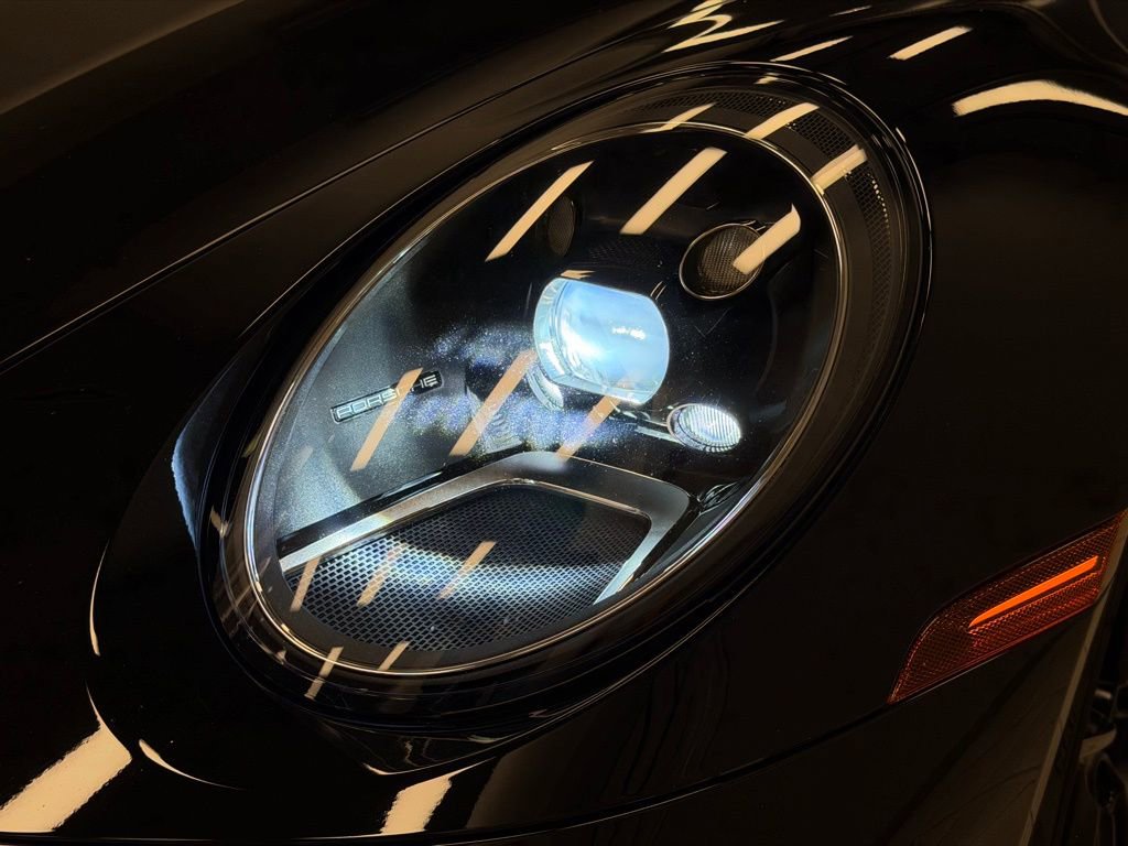 Used 2020 Porsche 911 Carrera S image 11