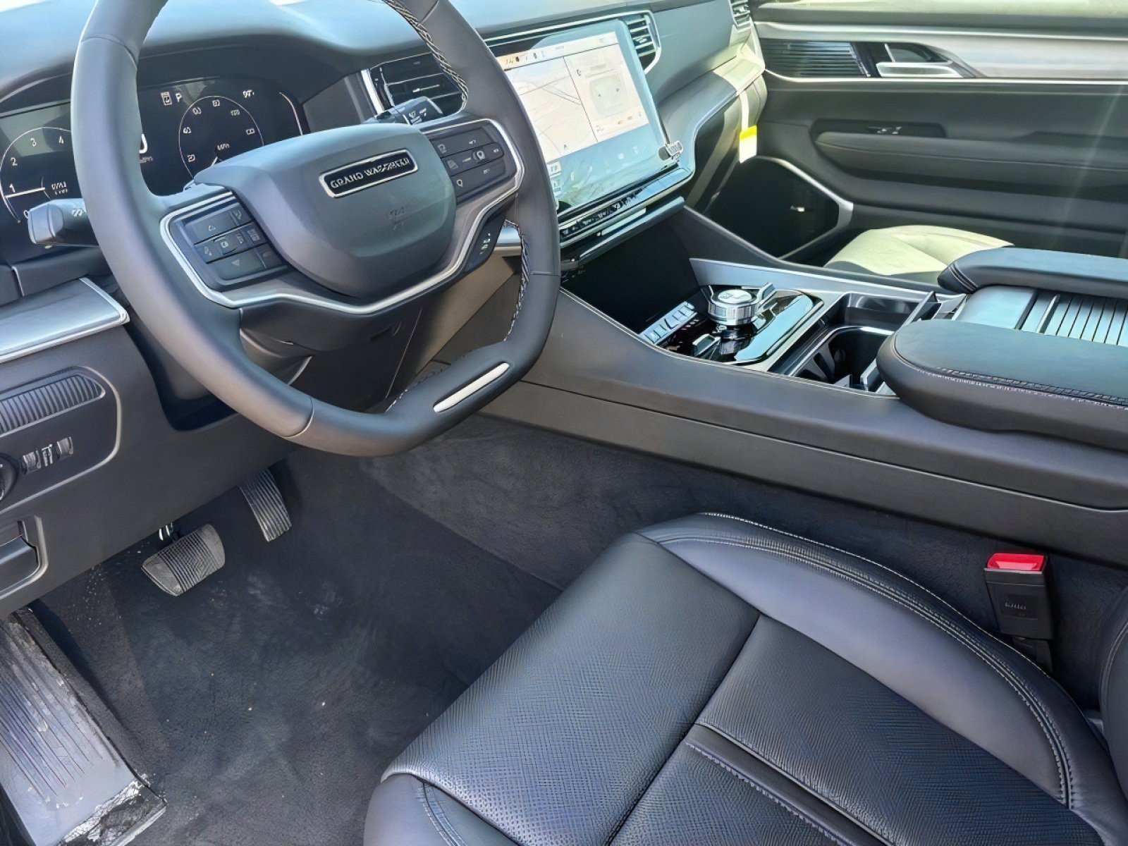 New 2026 Jeep Grand Wagoneer Limited AWD/4WD image 19