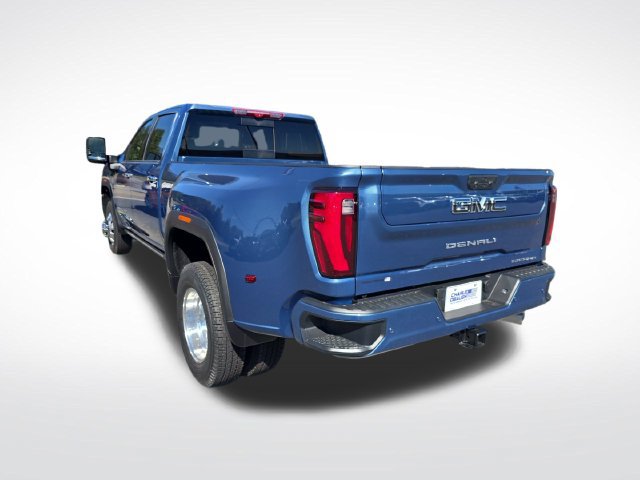 New 2026 GMC Sierra 3500 Denali Ultimate AWD/4WD image 3