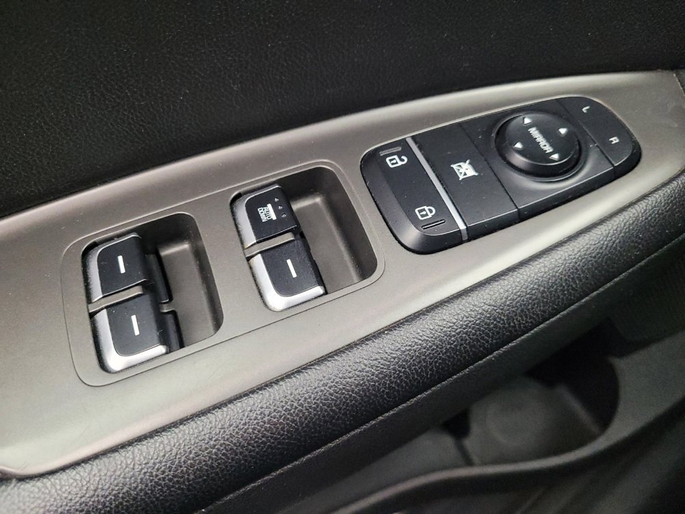 Used 2020 Kia Optima LX image 27