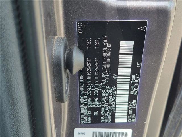 Used 2022 Toyota Sienna XLE FWD image 21