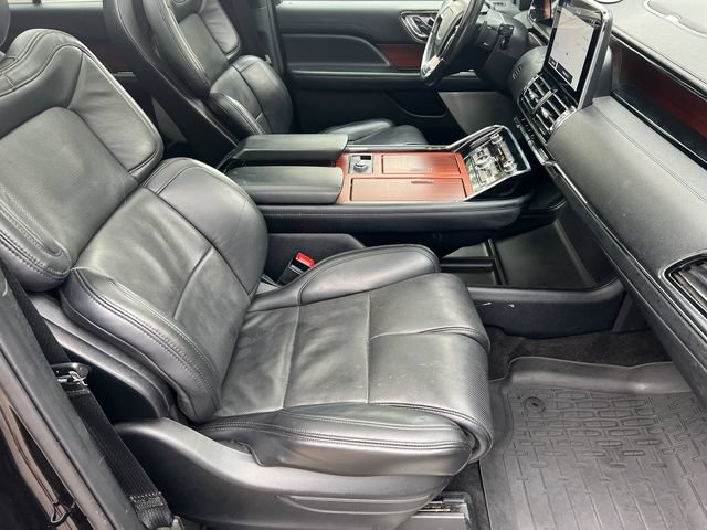 Used 2021 Lincoln Navigator Reserve AWD/4WD image 16