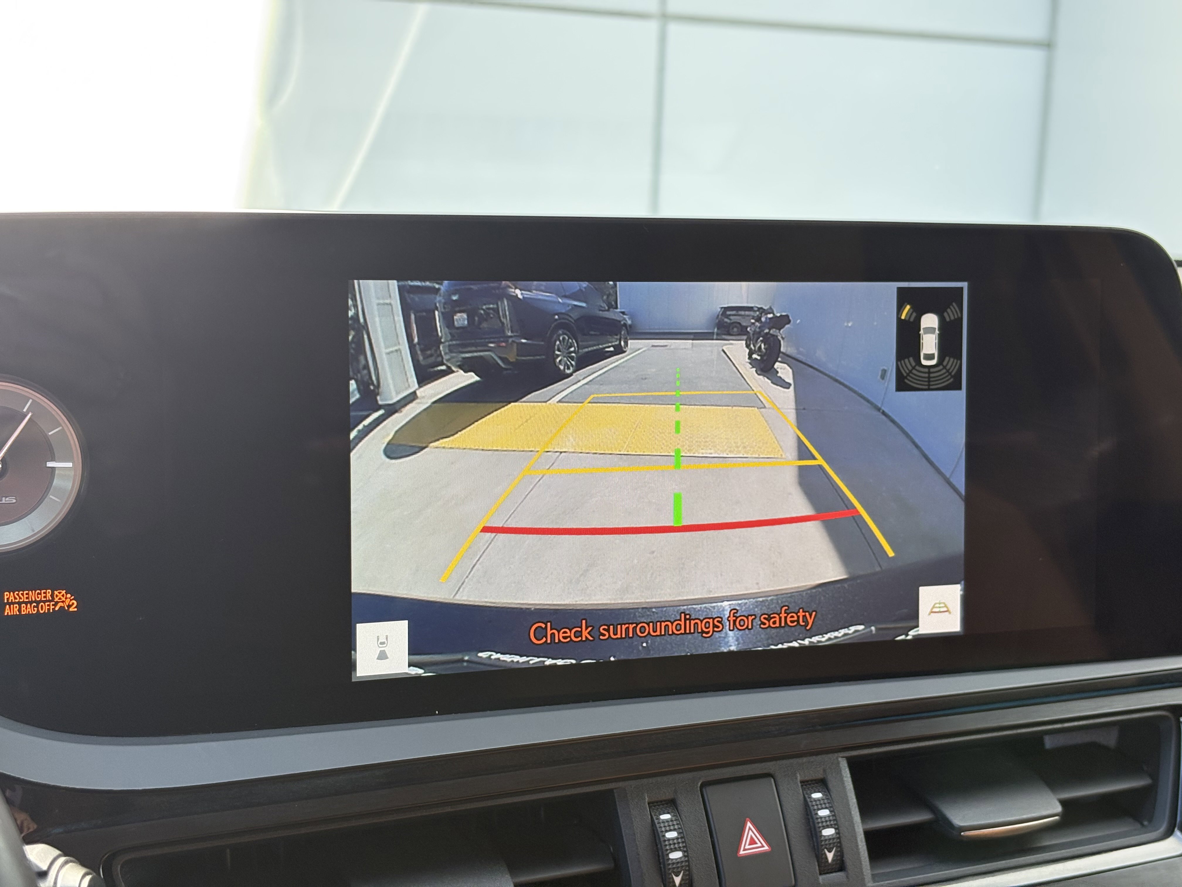 Used 2024 Lexus ES 300h w/ Premium Package image 21