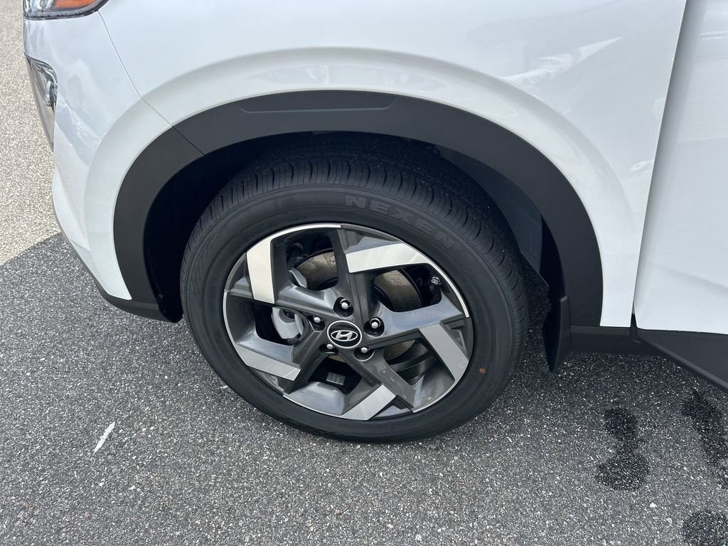 New 2026 Hyundai Venue SEL image 32